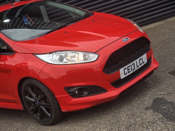 Used Ford Fiesta 2013 for sale - 76058026: Photo 2