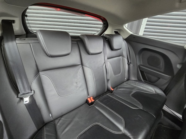 Used Ford Fiesta 2013 for sale - 76058026: Photo 3