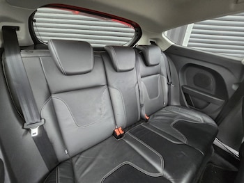 Used Ford Fiesta 2013 for sale - 76058026: Photo 3