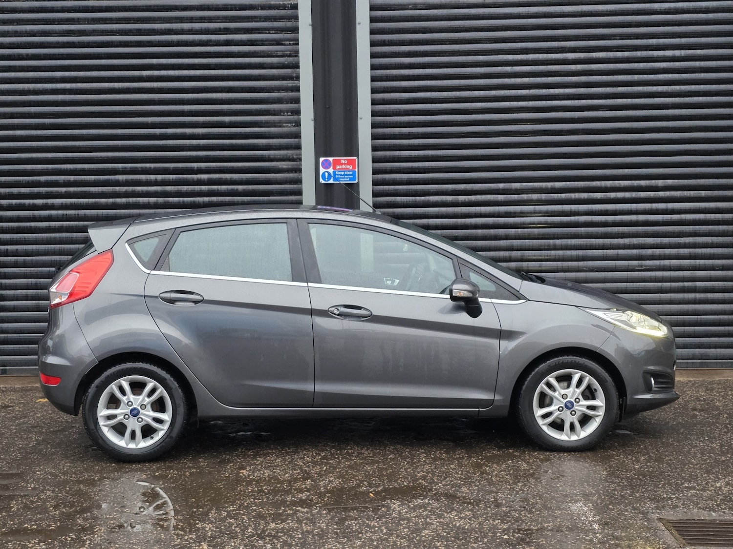 Used Ford Fiesta 2015 for sale - 77258552: Photo 6