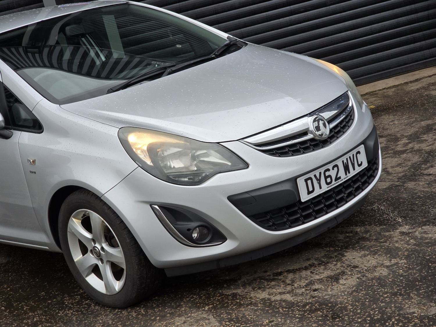 Used Vauxhall Corsa 2012 for sale - 77656293: Photo 2
