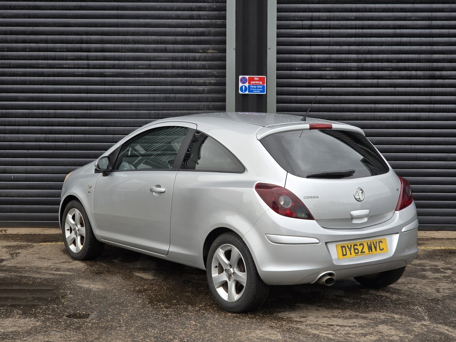 Used Vauxhall Corsa 2012 for sale - 77656293: Photo 8