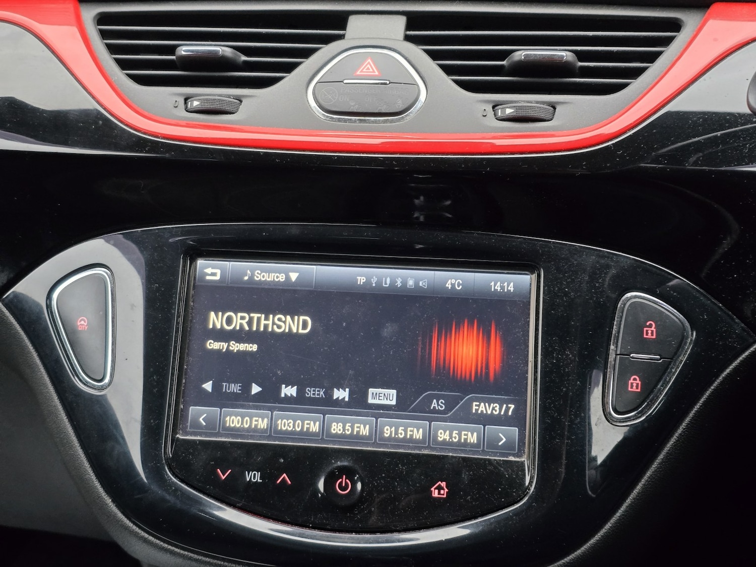 Used Vauxhall Corsa 2015 for sale - 77735674: Photo 10