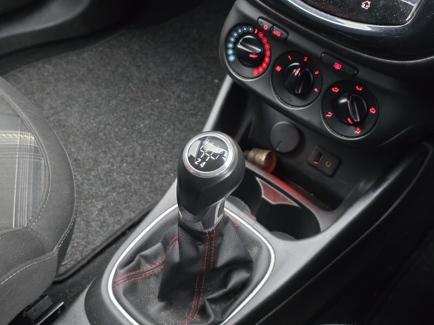 Used Vauxhall Corsa 2015 for sale - 77735674: Photo 11