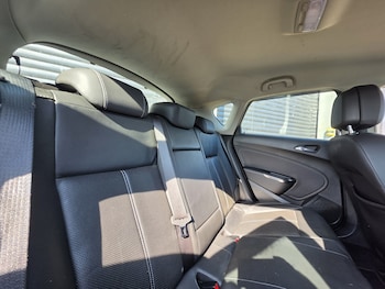Used Vauxhall Astra 2010 for sale - 79222905: Photo