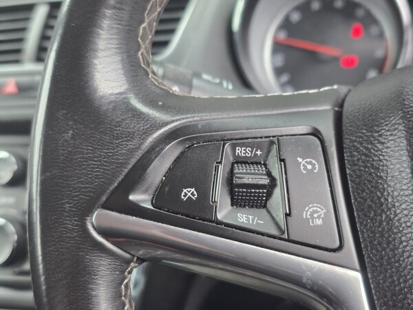Used Vauxhall Mokka 2015 for sale - 76186626: Photo 8