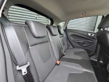 Used Ford Fiesta 2015 for sale - 79246499: Photo