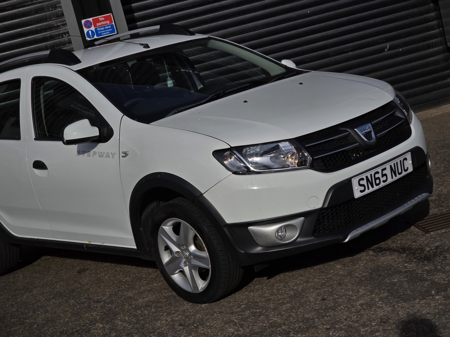 Used Dacia Sandero Stepway 2016 for sale - 78018273: Photo 2