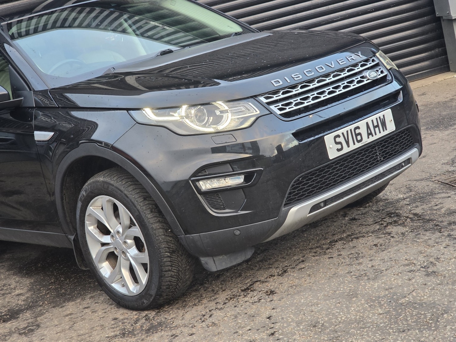 Used Land Rover Discovery Sport 2016 for sale - 77065653: Photo 2