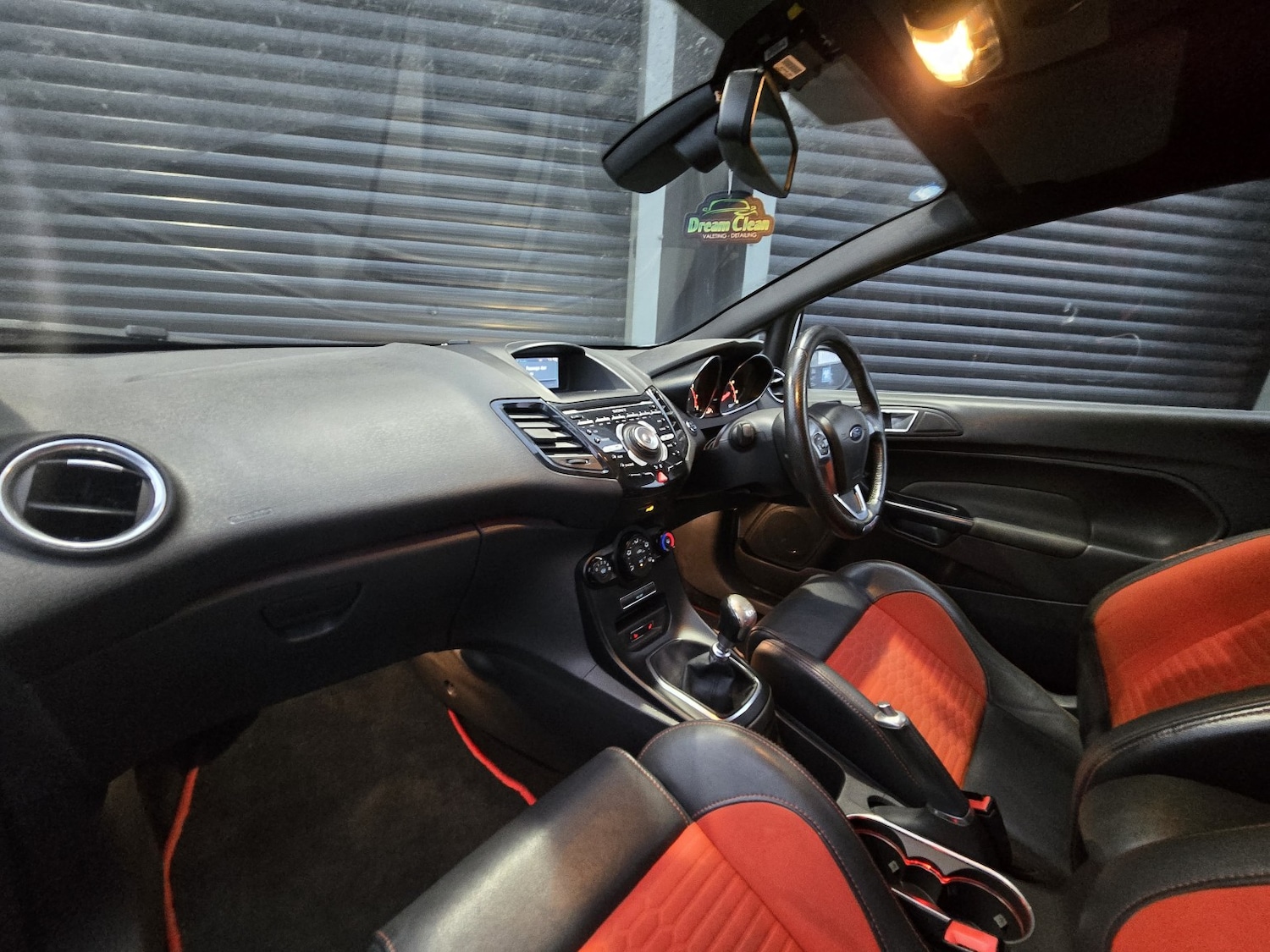 Used Ford Fiesta 2014 for sale - 76974390: Photo 9