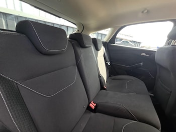 Used Ford Focus 2015 for sale - 75428722: Photo