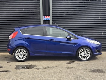 Used Ford Fiesta 2013 for sale - 79510280: Photo
