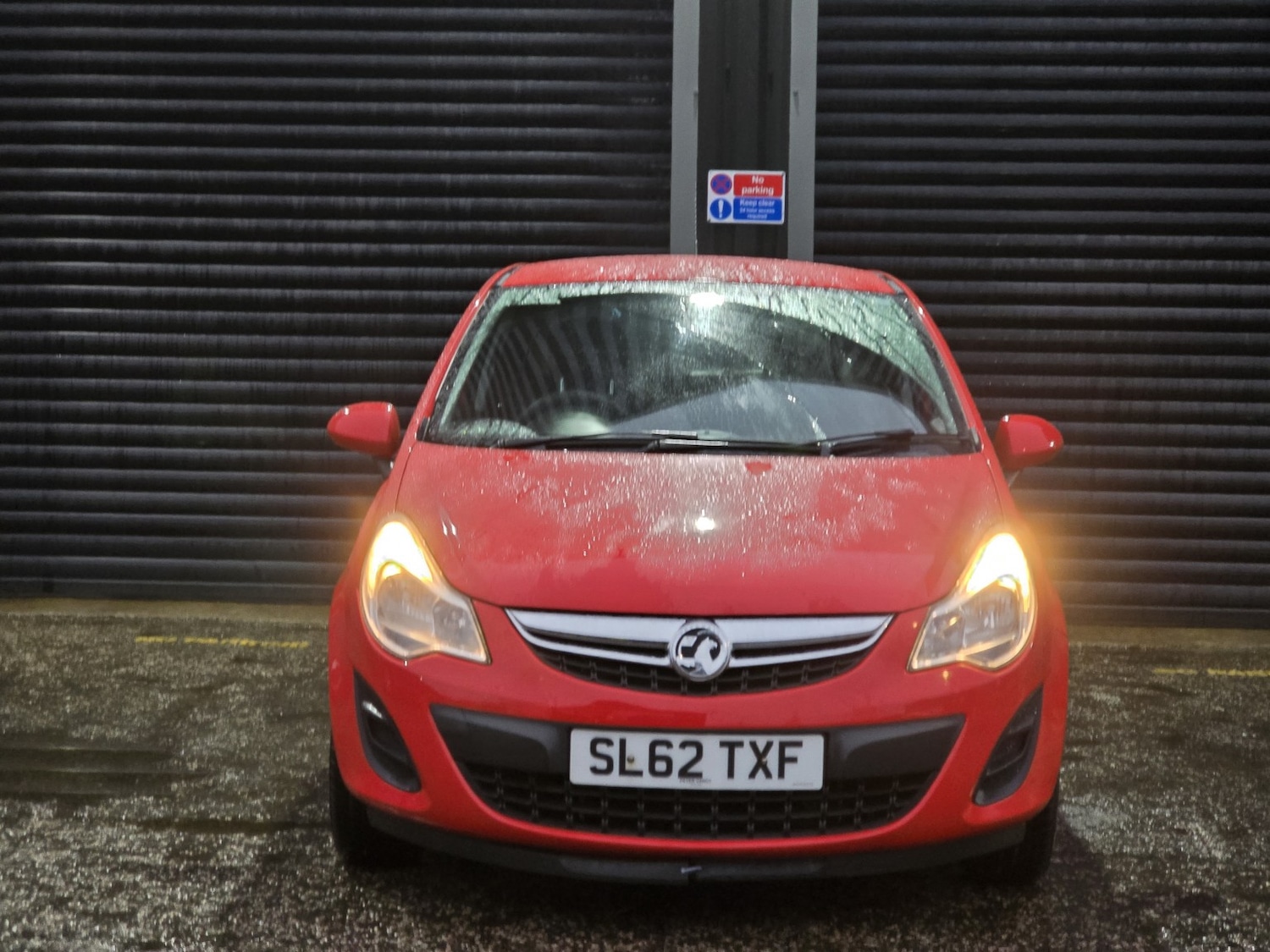 Used Vauxhall Corsa 2012 for sale - 77258549: Photo 2