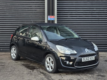 2012 - 1.4 i Black 5-Door