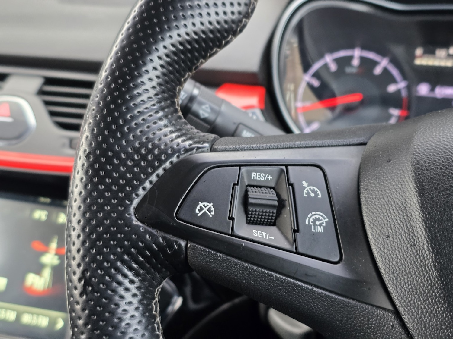 Used Vauxhall Corsa 2016 for sale - 77162279: Photo 11