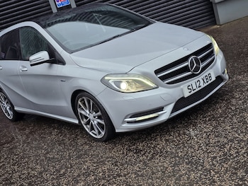 Used Mercedes-Benz B Class 2012 for sale - 77258594: Photo