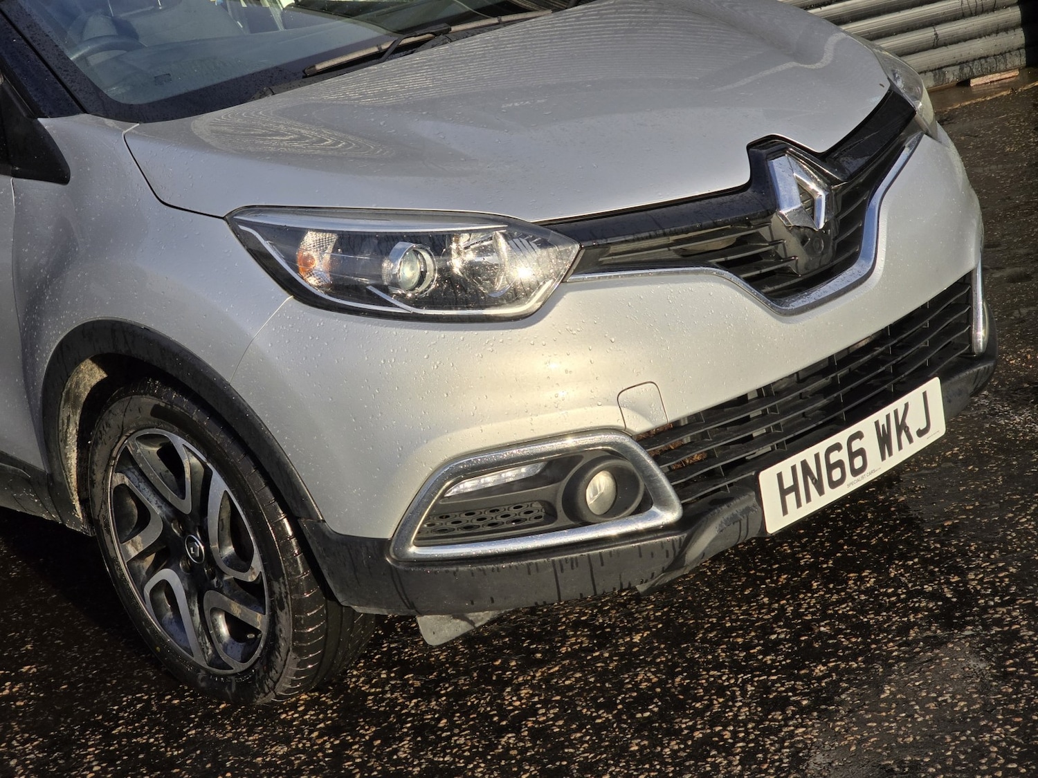 Used Renault Captur 2016 for sale - 77179711: Photo 2
