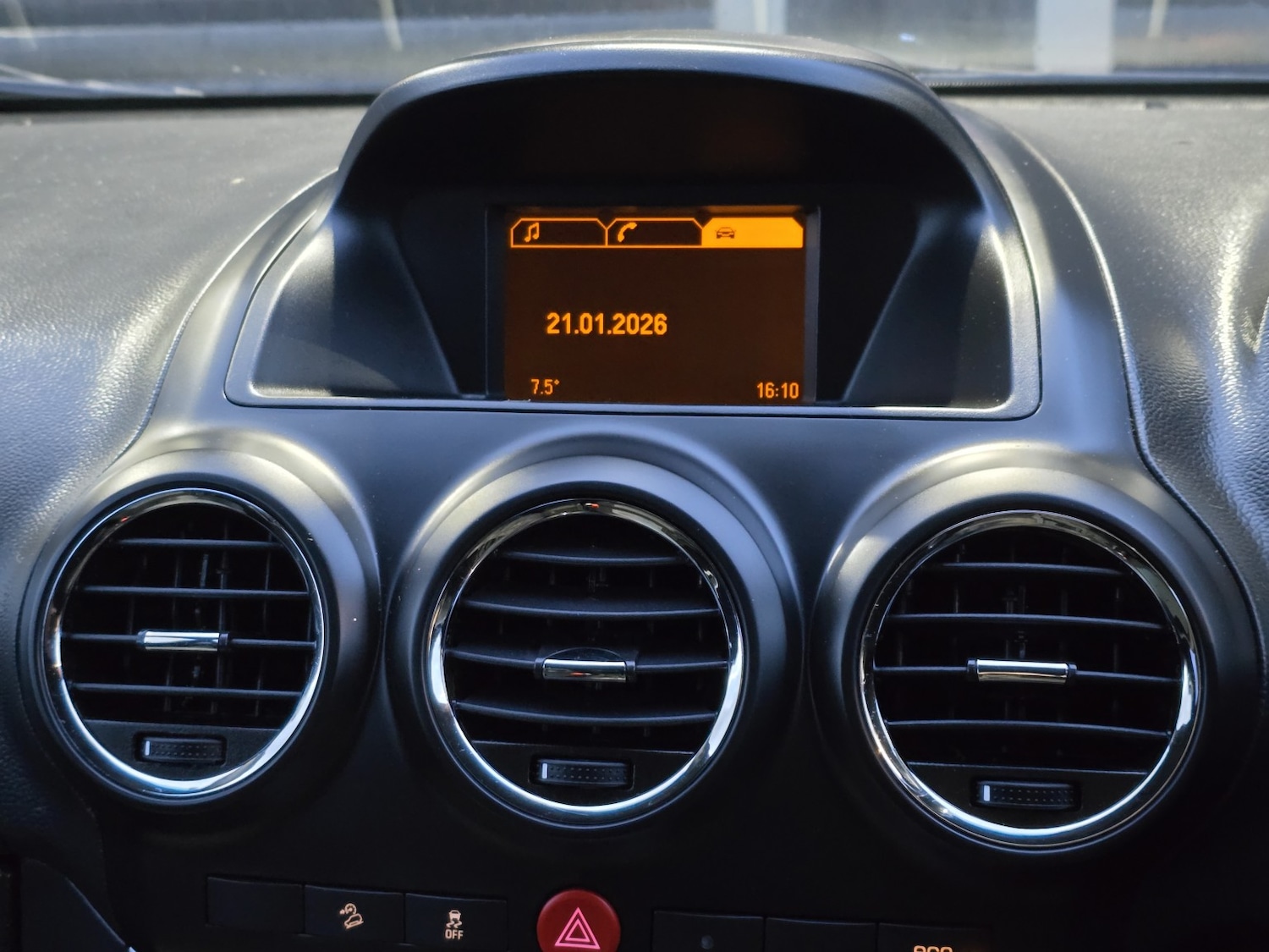 Used Vauxhall Antara 2015 for sale - 77289127: Photo 12