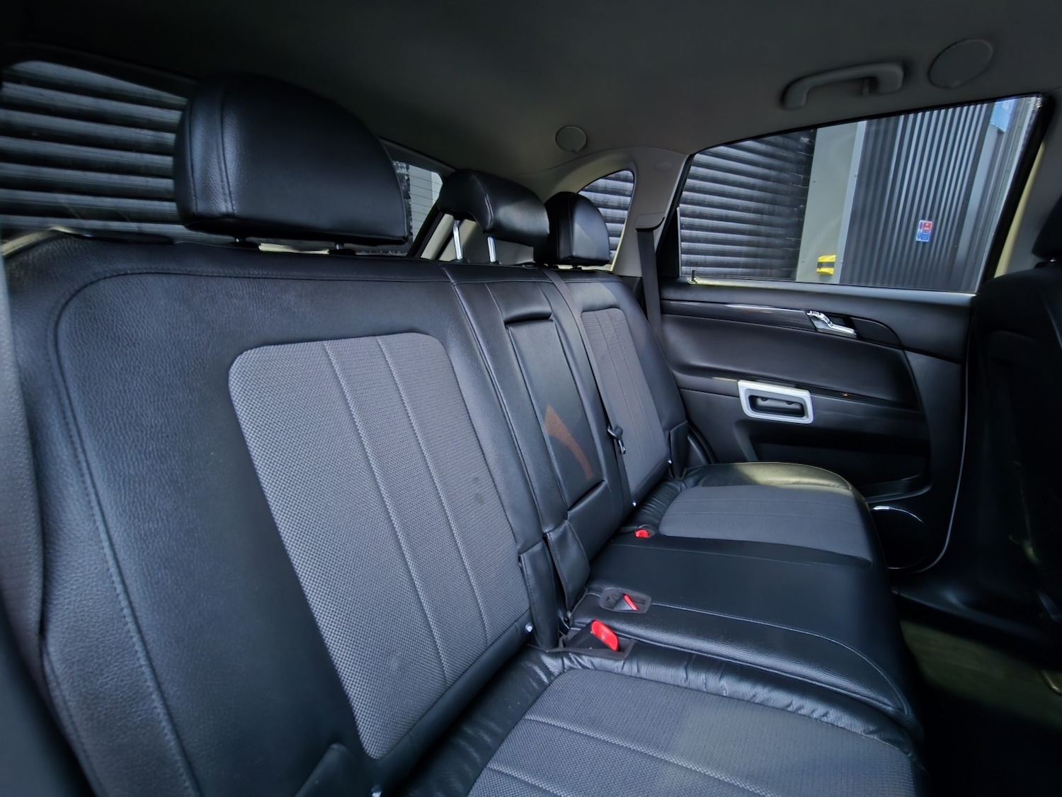 Used Vauxhall Antara 2015 for sale - 77289127: Photo 5