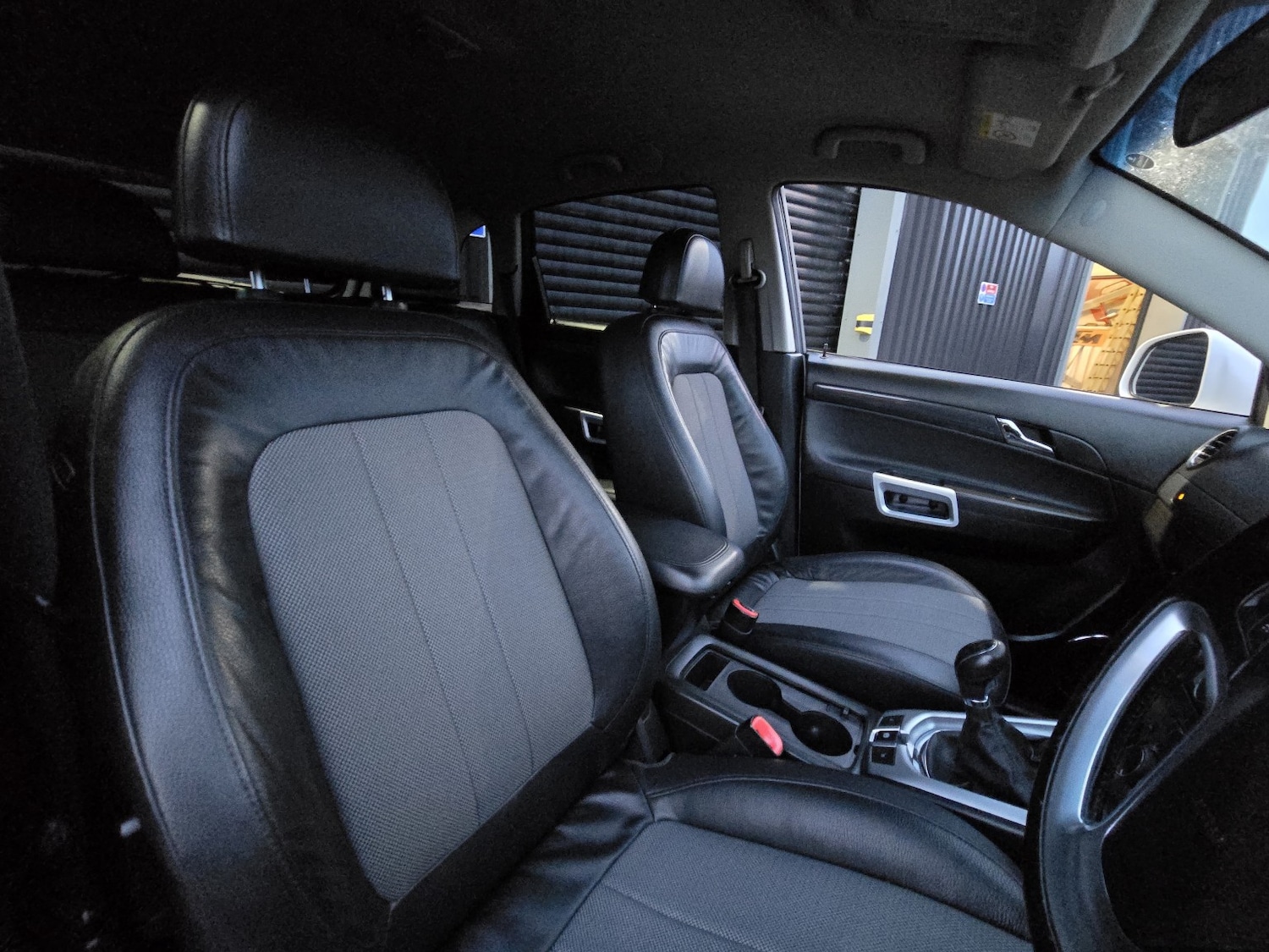 Used Vauxhall Antara 2015 for sale - 77289127: Photo 6