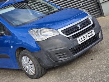 Used Peugeot Partner 2017 for sale - 77945737: Photo