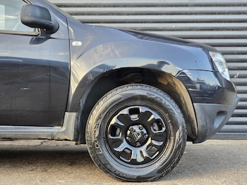 Used Dacia Duster 2014 for sale - 77945718: Photo
