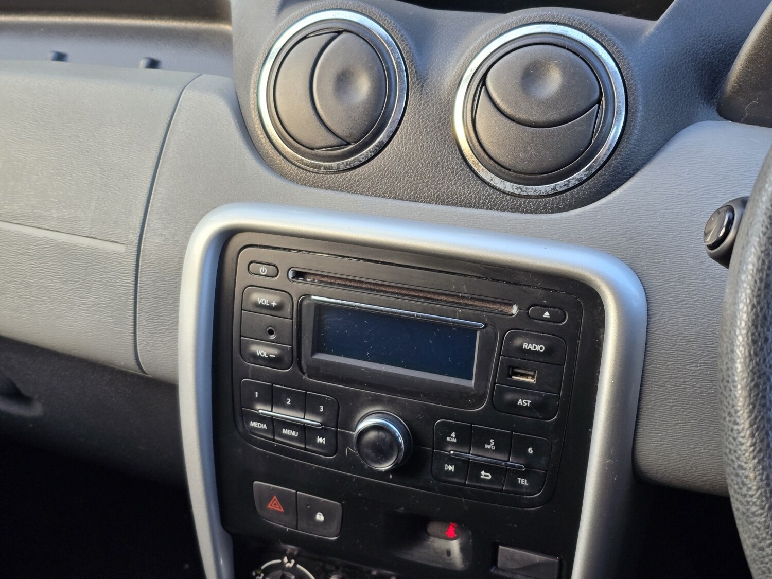 Used Dacia Duster 2014 for sale - 77945718: Photo 7