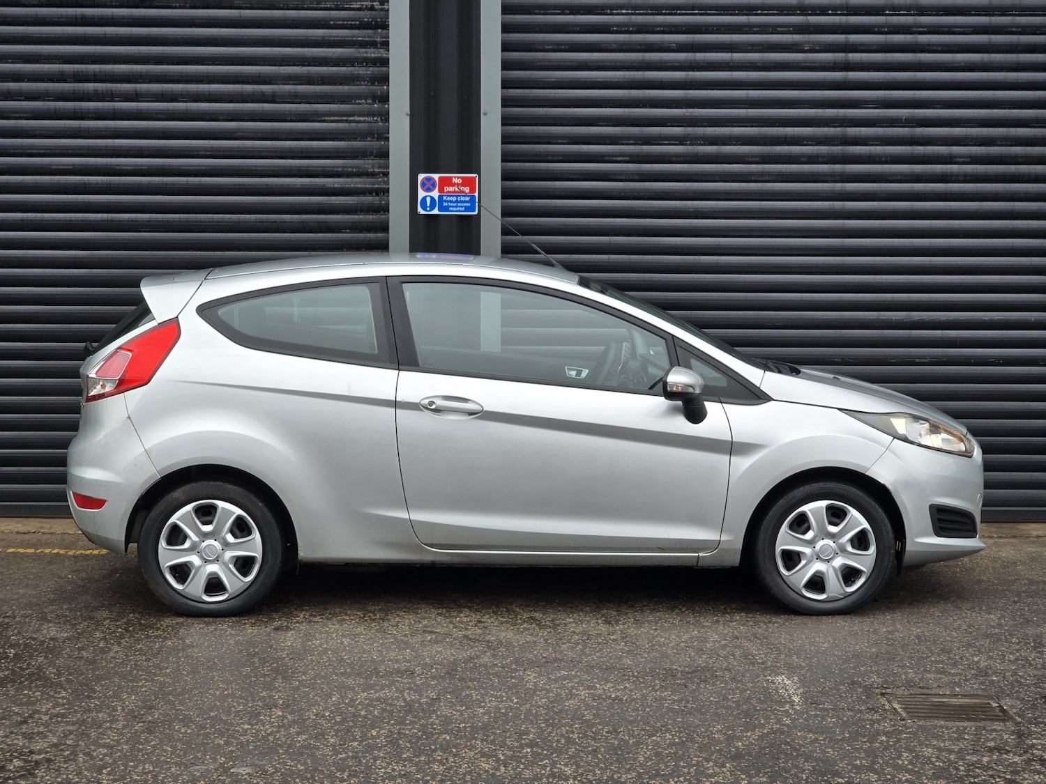 Used Ford Fiesta 2014 for sale - 76924513: Photo 4