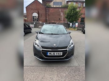 Used Peugeot 208 2016 for sale - 79475231: Photo