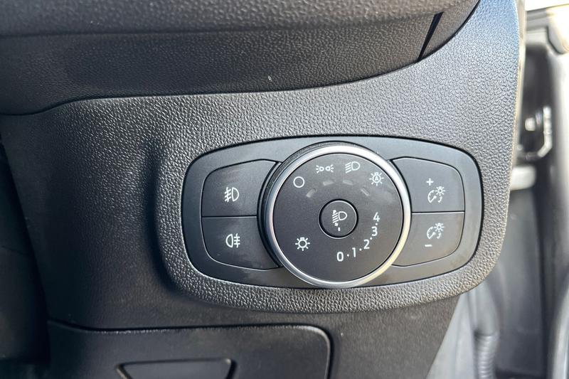 Used Ford Fiesta 2018 for sale - 77951262: Photo 24