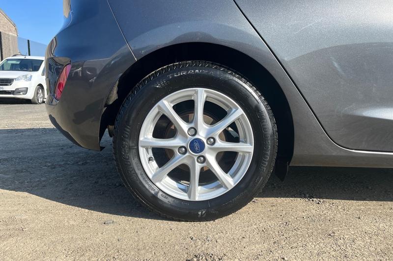 Used Ford Fiesta 2018 for sale - 77951262: Photo 8