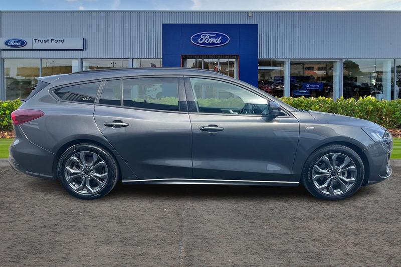 Used Ford Focus 2024 for sale - 78166364: Photo 3