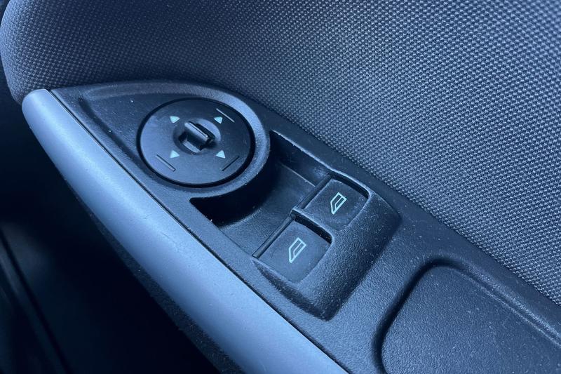 Used Ford Focus 2018 for sale - 76327743: Photo 16