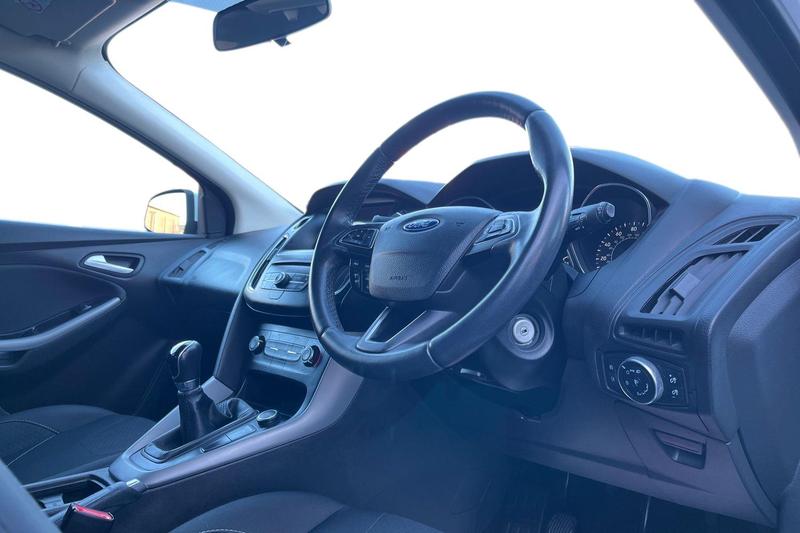Used Ford Focus 2018 for sale - 76327743: Photo 9