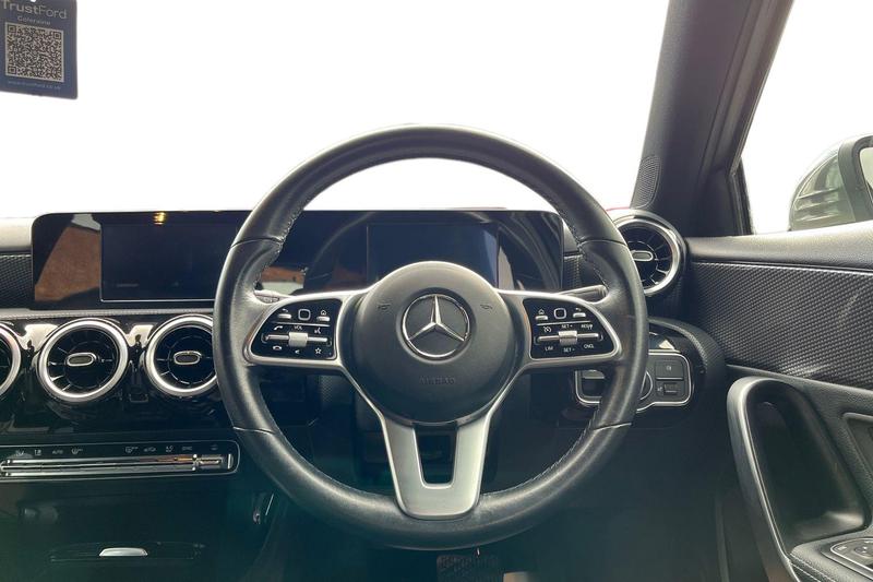 Used Mercedes-Benz A-Class 2019 for sale - 75985147: Photo 11