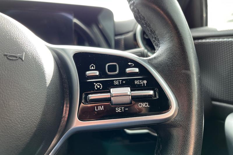 Used Mercedes-Benz A-Class 2019 for sale - 75985147: Photo 24