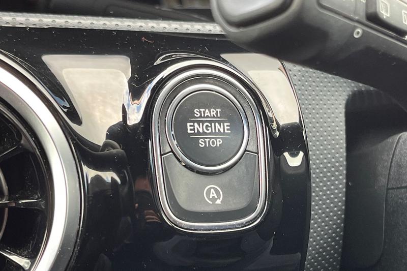 Used Mercedes-Benz A-Class 2019 for sale - 75985147: Photo 31