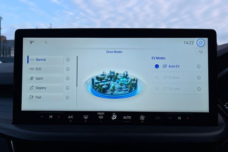 Used Ford Kuga 2025 for sale - 77036927: Photo 35