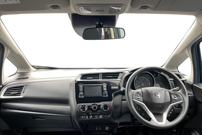 Used Honda Jazz 2018 for sale - 76117430: Photo 10