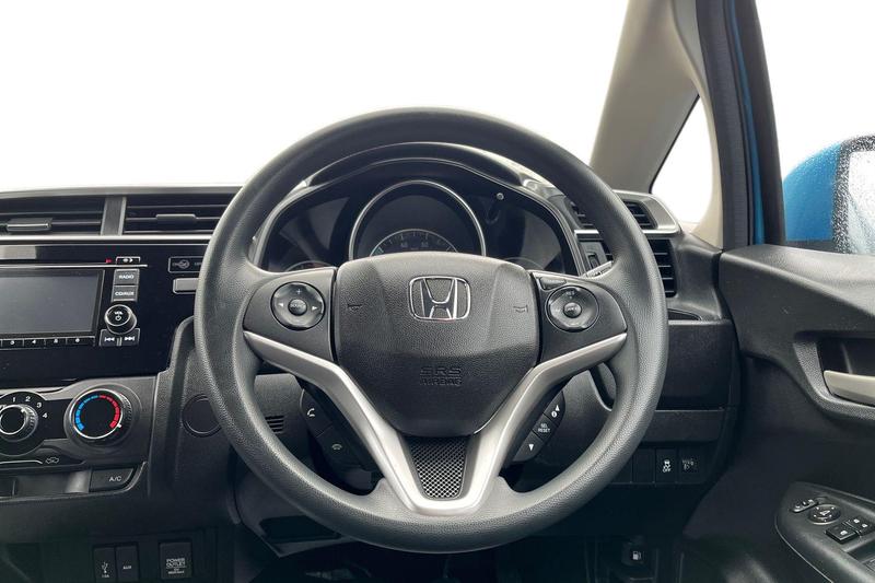 Used Honda Jazz 2018 for sale - 76117430: Photo 11