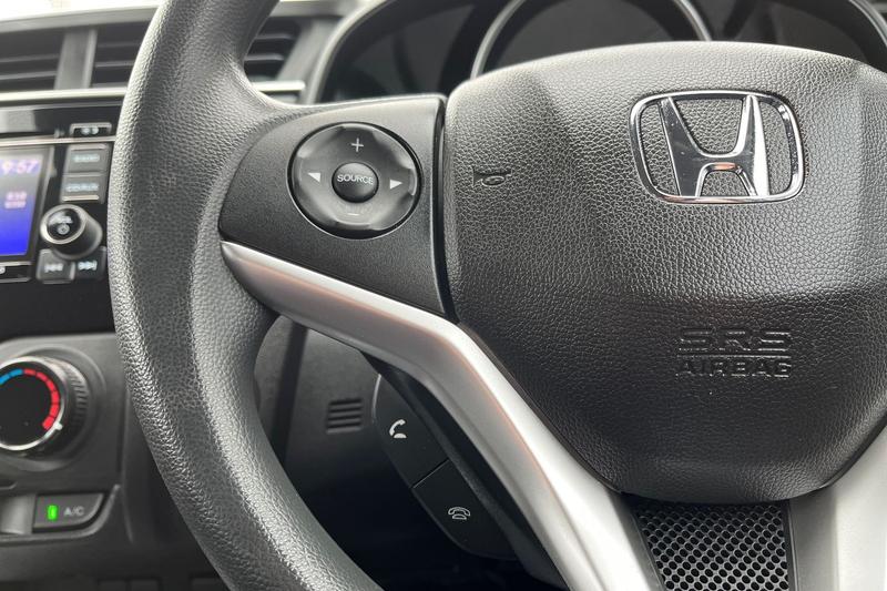 Used Honda Jazz 2018 for sale - 76117430: Photo 23