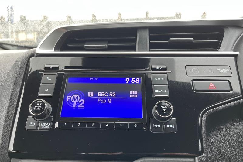 Used Honda Jazz 2018 for sale - 76117430: Photo 28