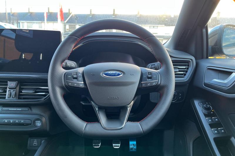 Used Ford Focus 2025 for sale - 77048078: Photo 12