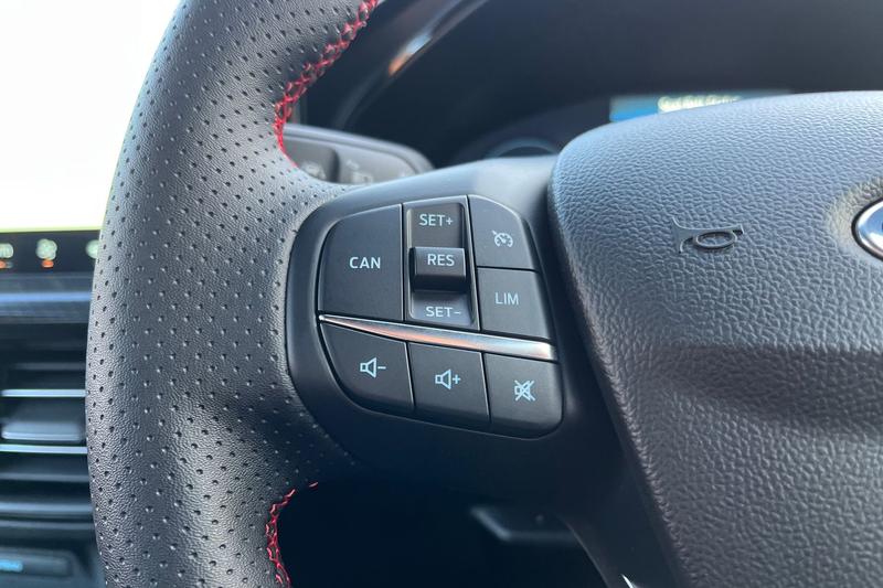 Used Ford Focus 2025 for sale - 77048078: Photo 25