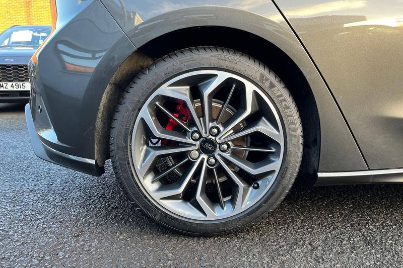 Used Ford Focus 2025 for sale - 77048078: Photo 8