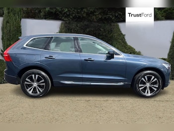 Used Volvo XC60 2023 for sale - 79448903: Photo