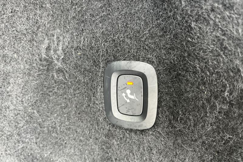 Used Volvo XC60 2023 for sale - 77672578: Photo 39