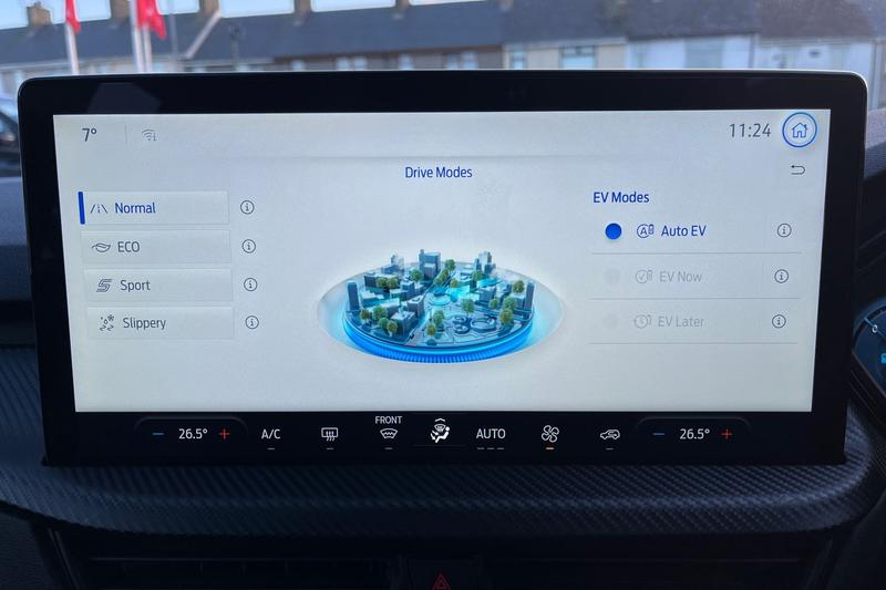 Used Ford Kuga 2025 for sale - 77048082: Photo 32