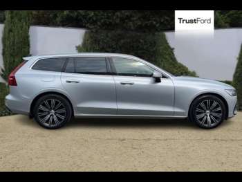 2019 - 2.0 D4 [190] Inscription Plus 5dr Auto SEMI-AUTO