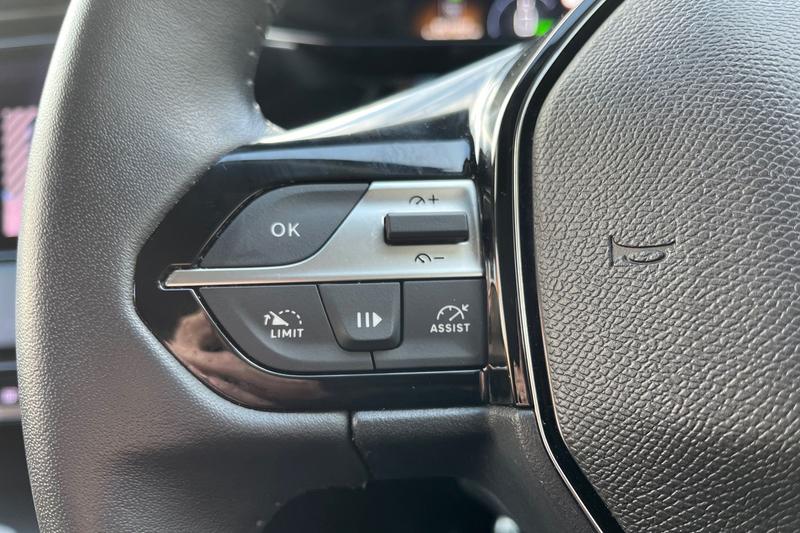 Used Peugeot 308 2023 for sale - 78021250: Photo 25